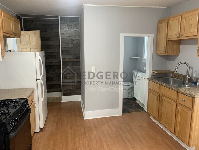 Photo - 1644 Beidler St