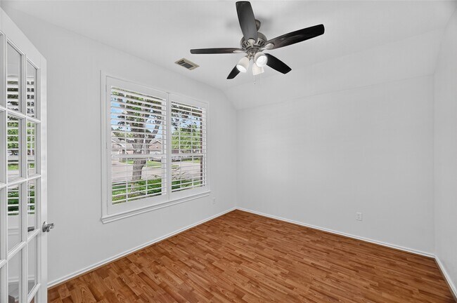 21734 May Apple Ct
