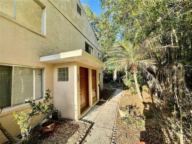 Building Photo - 630 Pavare Ct Unit 630