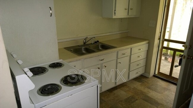 Photo - 2000 Hugo Ave