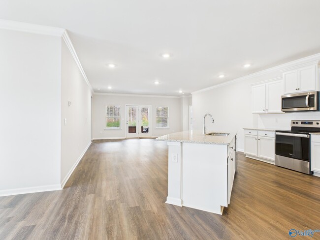 Photo - 157 High Leaf Dr