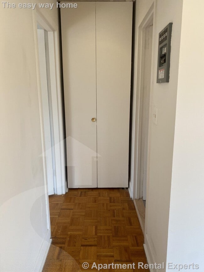 Photo - 524 Putnam Ave Unit #12