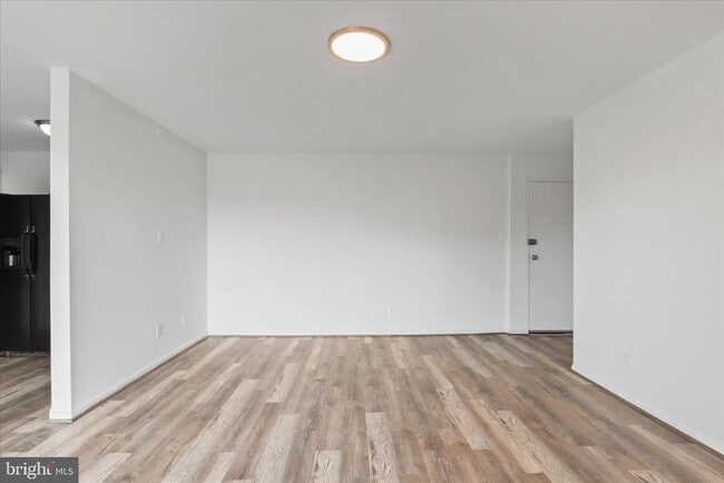 Photo - 214 Locust St SE Unidad 124