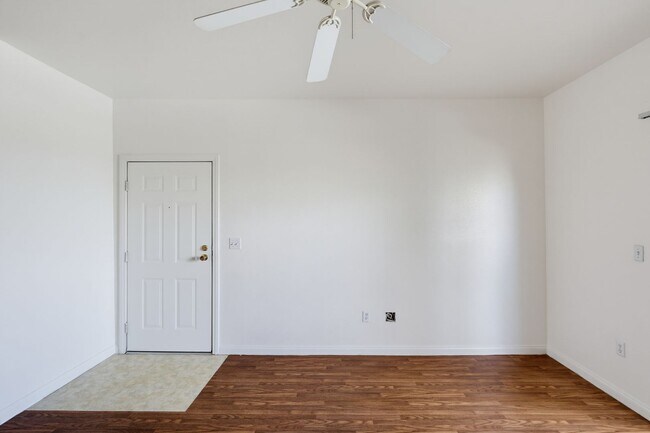 Photo - 6955 N Durango Dr Unit 2083