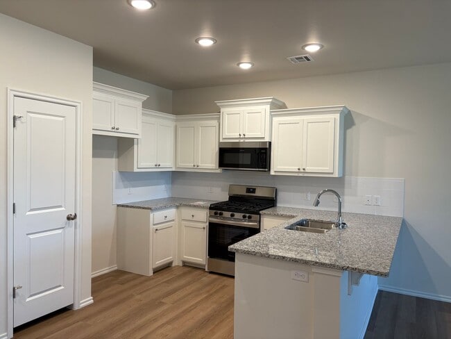 Photo - Three bedroom duplex in El Reno
