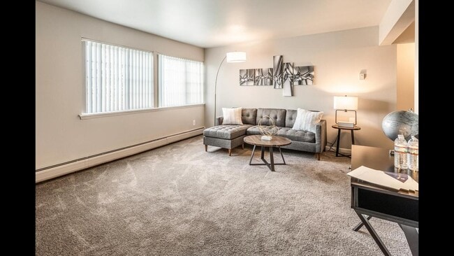 Building Photo - Cove on 10 - Warren, MI