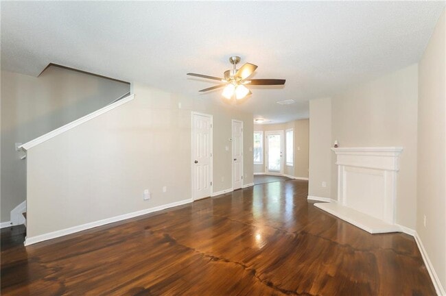 Photo - 6961 Mahonia Pl