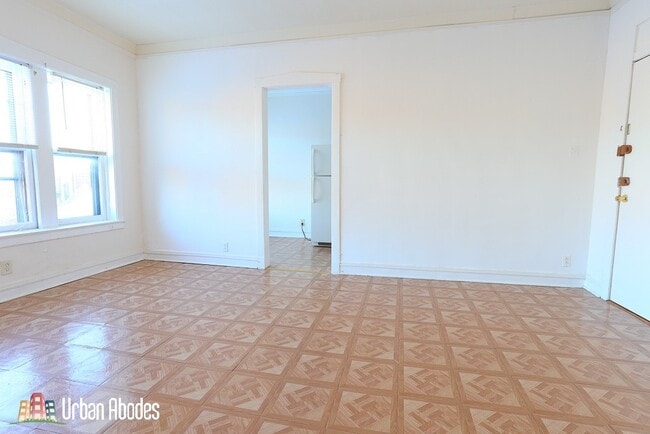 Photo - 2234 W Wilson Ave Unit J00W