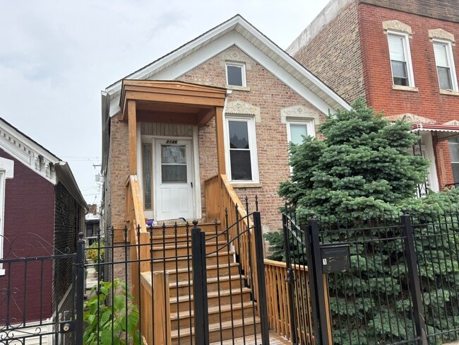 Photo - 2146 W 22nd Pl Unidad 2