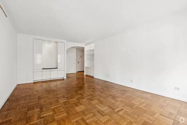 Building Photo - 2 bedroom in NEW YORK NY 10021 Unit 7D Rental