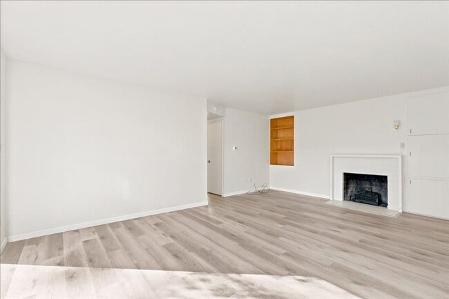 Photo - 5121 Earls Ct