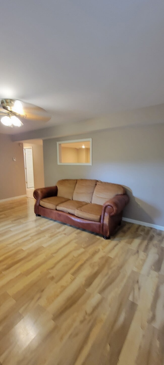Photo - 112 Tyler Dr Unit 1