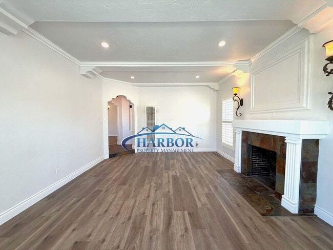 Photo - 2916 W 79th St
