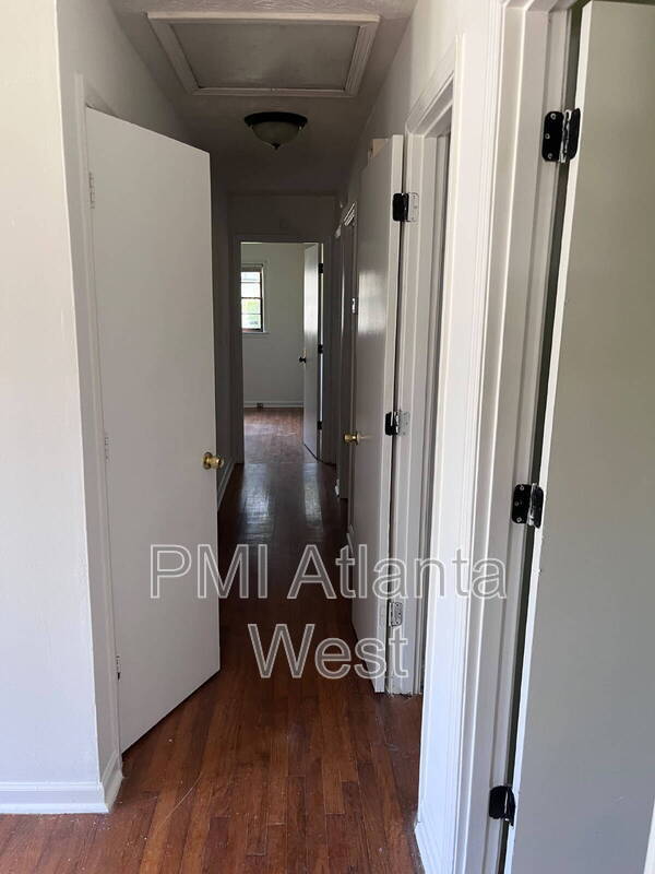 Photo - 165 Hidden Brook Ct