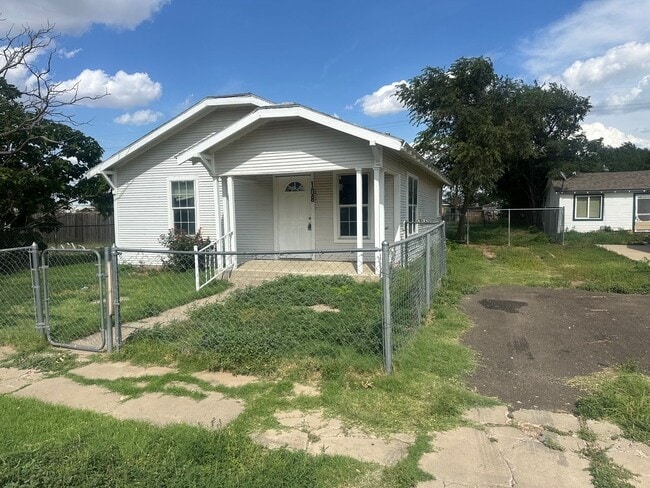 Building Photo - 108 N Florida St Rental