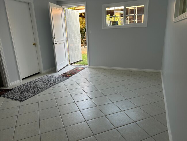 Photo - 6008 Damask Ave Unit Guesthouse