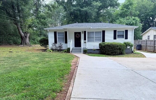 Photo - 205 Harper St