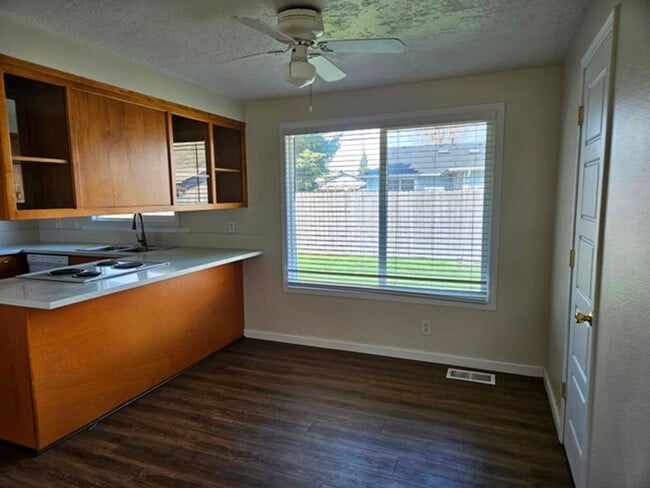 Photo - 3Bd/2Ba Single Story Home-Available to View!