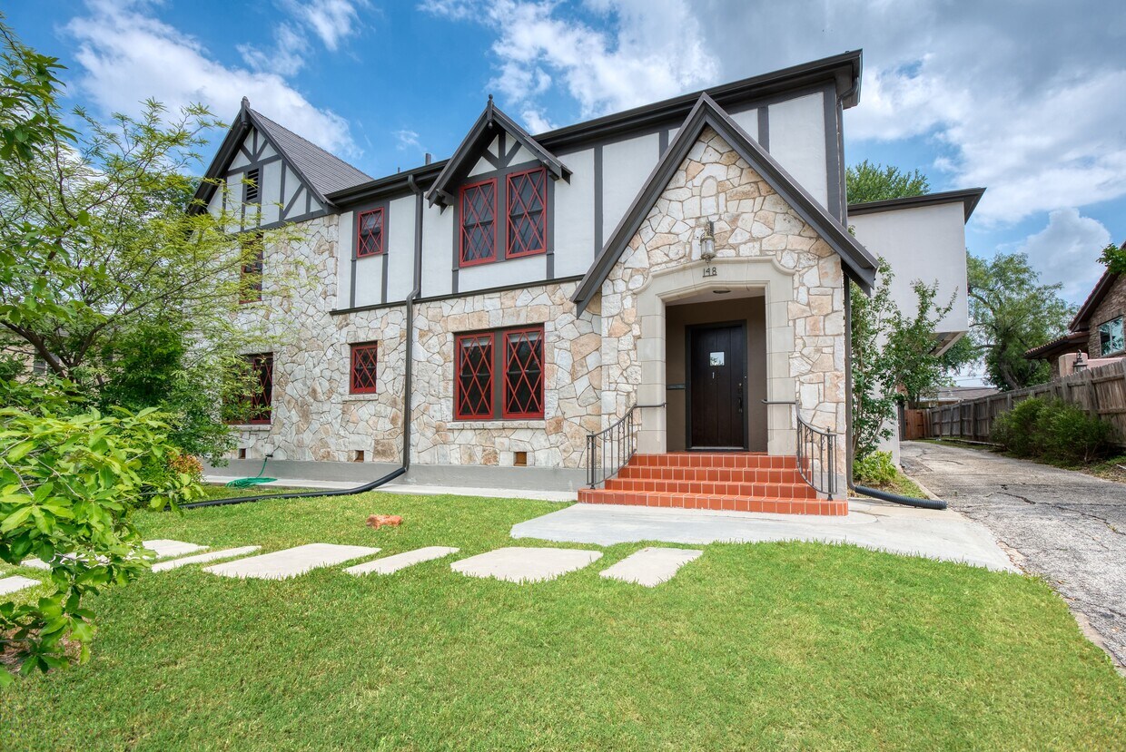 Photo - 148 Terrell Rd (San Antonio, TX)