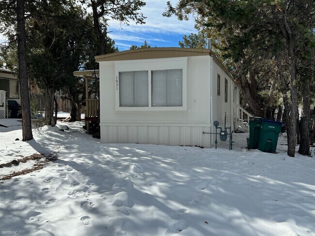 Photo - 2 br, 1 bath Mobile Home - 1031 West Laxton