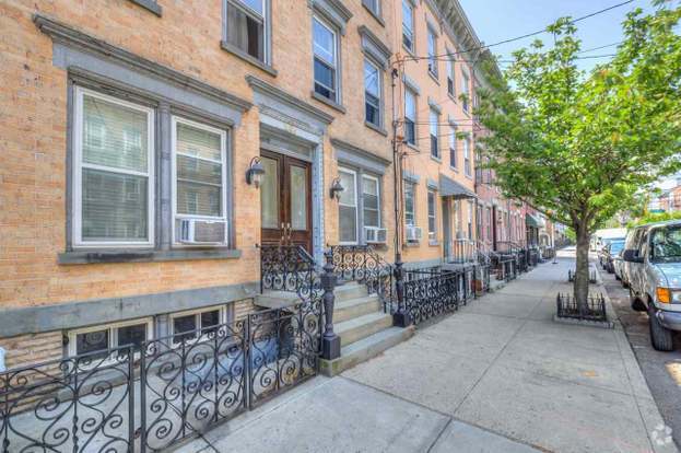 Building Photo - 349 7th St Rental