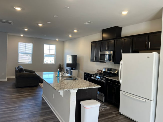 Photo - 149 Summer Violet Ln