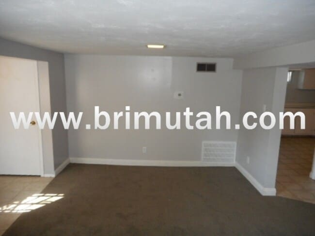 Photo - 2637 S Kenwood St