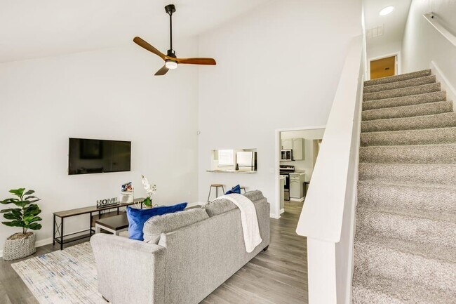 Photo - 2786 Westbrook Ct Townhome