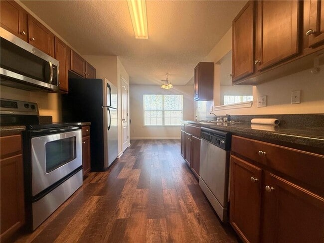 Photo - 164 Paces Overlook Trce