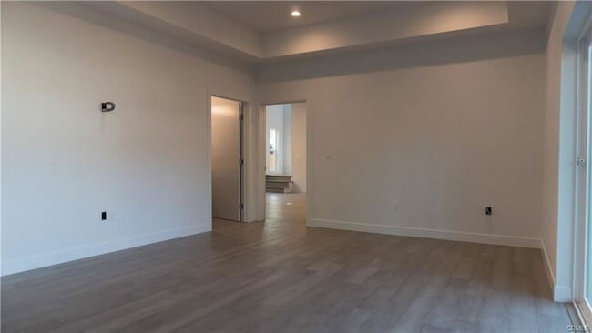 Photo - 6848 Encino Ave