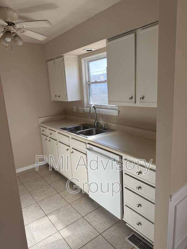 Photo - 6131 SW 26th St Unit B