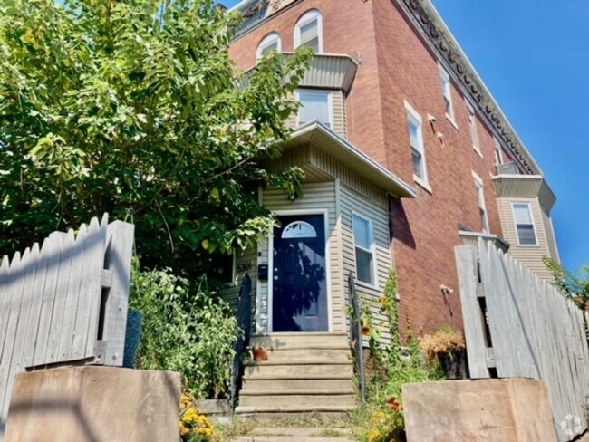 Building Photo - 5301 Catharine St Unit House