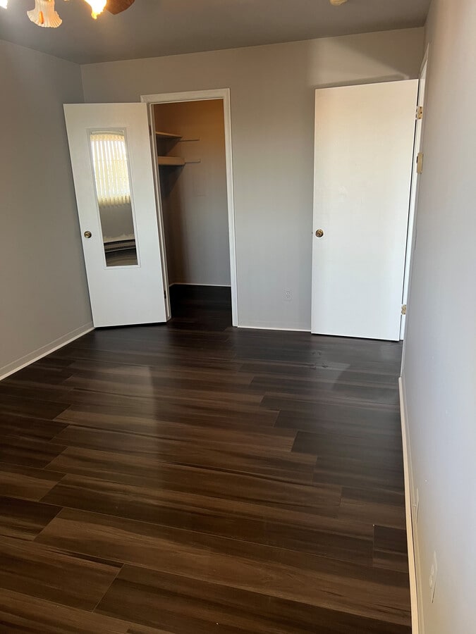 Photo - Sunrise Manor Apartments