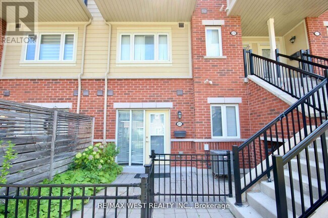 Photo - 250 Sunny Meadow Blvd