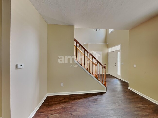 Photo - 6702 Meadow View Ct