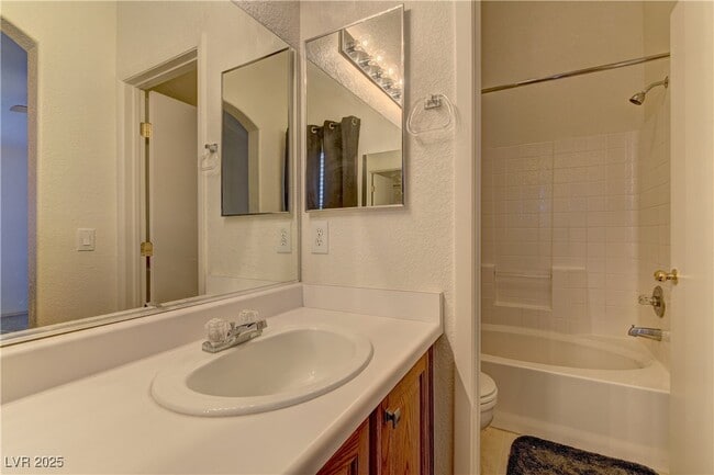 Building Photo - 2580 Velez Valley Way Rental