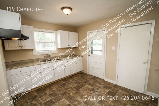 Photo - 319 Charcliff-