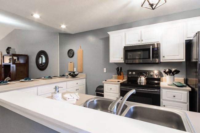 Photo - 210 Karlie Ct