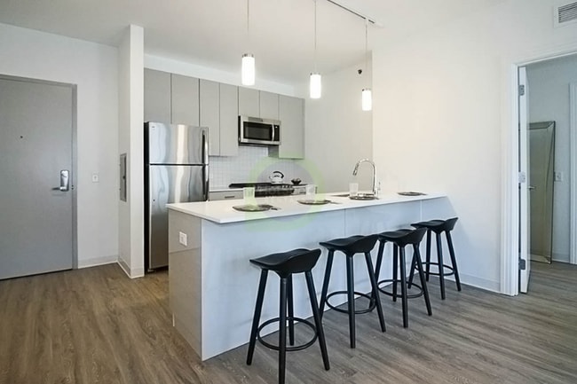 Photo - 803 W Van Buren St