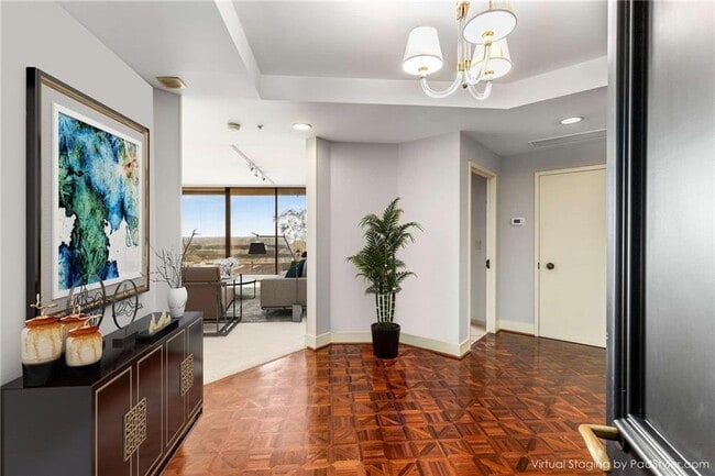 Building Photo - 2660 Peachtree Rd NW Unit 18G