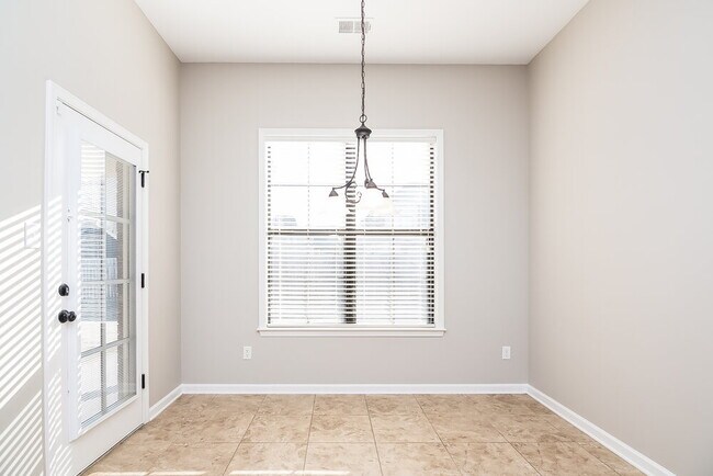 Photo - 9301 Chastain Pl