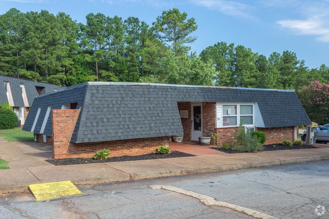 Windwood Apartments