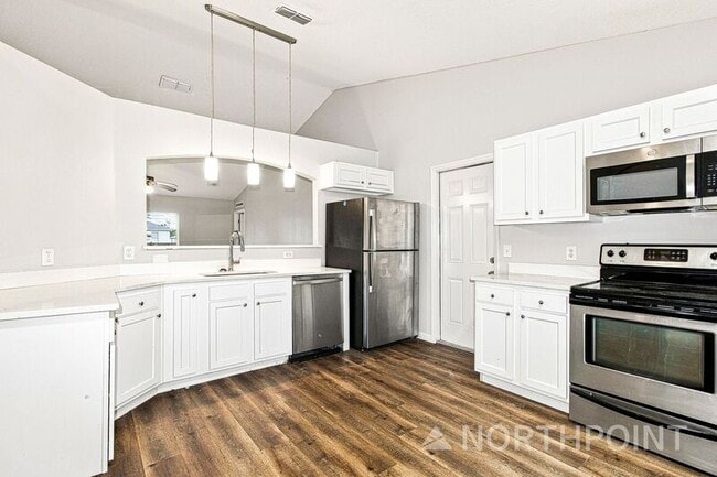 Photo - 13042 Spencer Ct