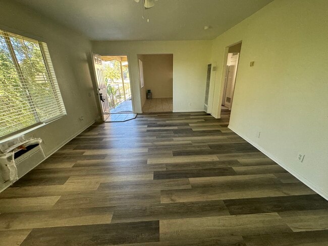 Building Photo - 626 Ammunition Rd Unit 626