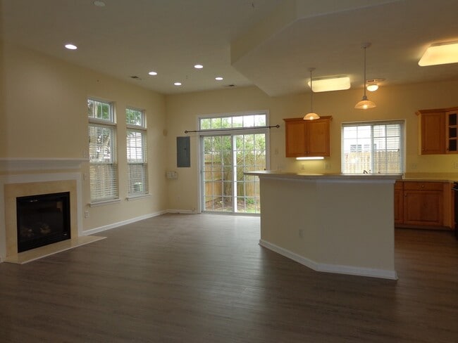 Photo - HUNNINGDON COMMONS