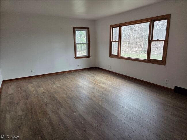 Photo - 3976 Faircrest St SW