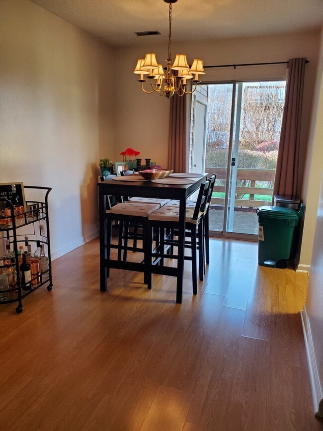 Photo - 1625 Thrush Ter Unit #1625