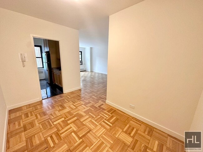 Photo - EAST 55 STREET Unit 7H