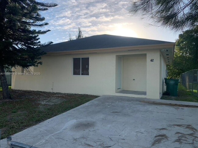 Building Photo - 42 Roberts Rd
