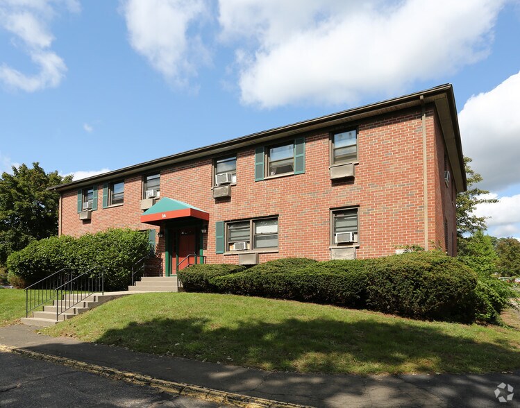 Seramonte Estates Apartments For Rent in Hamden, CT